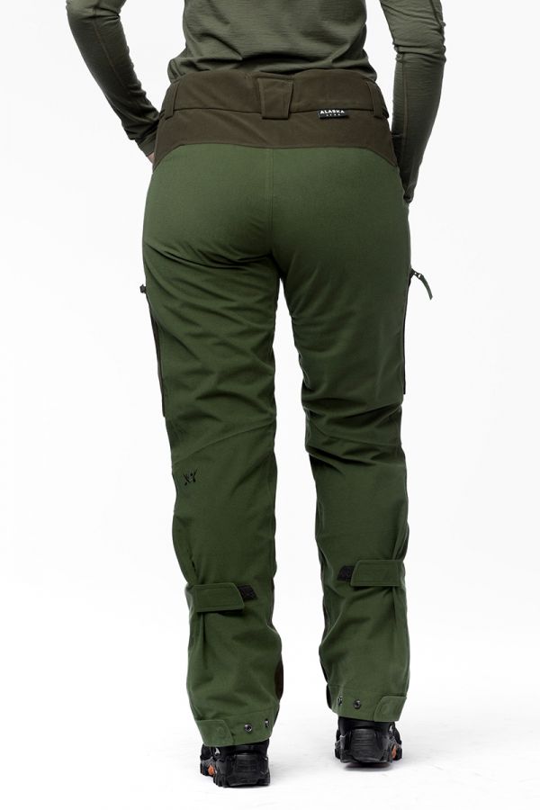 women-apex-pant-green3.jpg