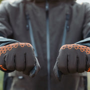 chaser-glove-br2.jpg